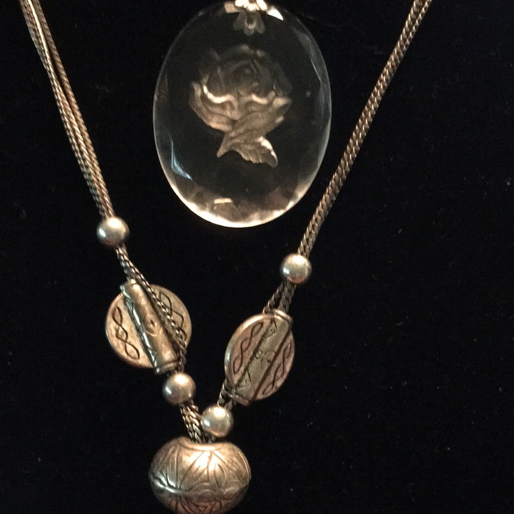 Silver necklaces - Picture 4 of 7